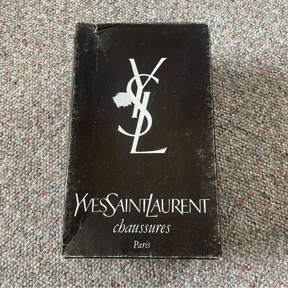 Yves Saint Laurent YSL Vintage Leather Pumps - Picture 10 of 10